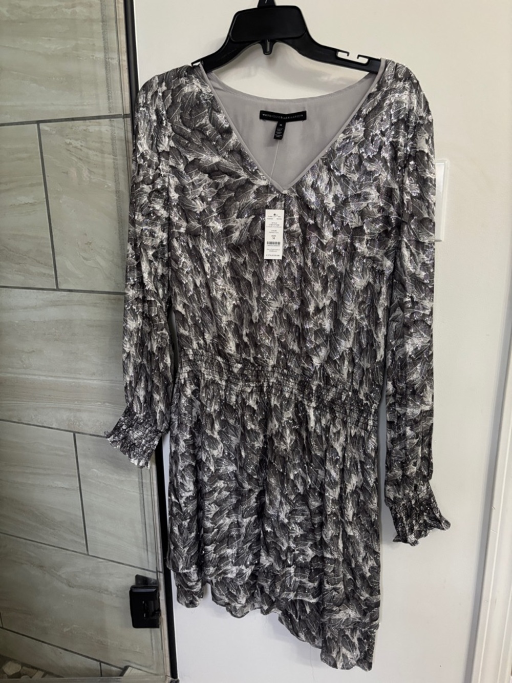 White House Black Market Black & Gray Printed V-Neck Long Sleeve Dress